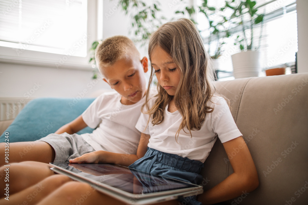 Kids Sharing Tablet Computer
Kids Sharing Tablet Computer