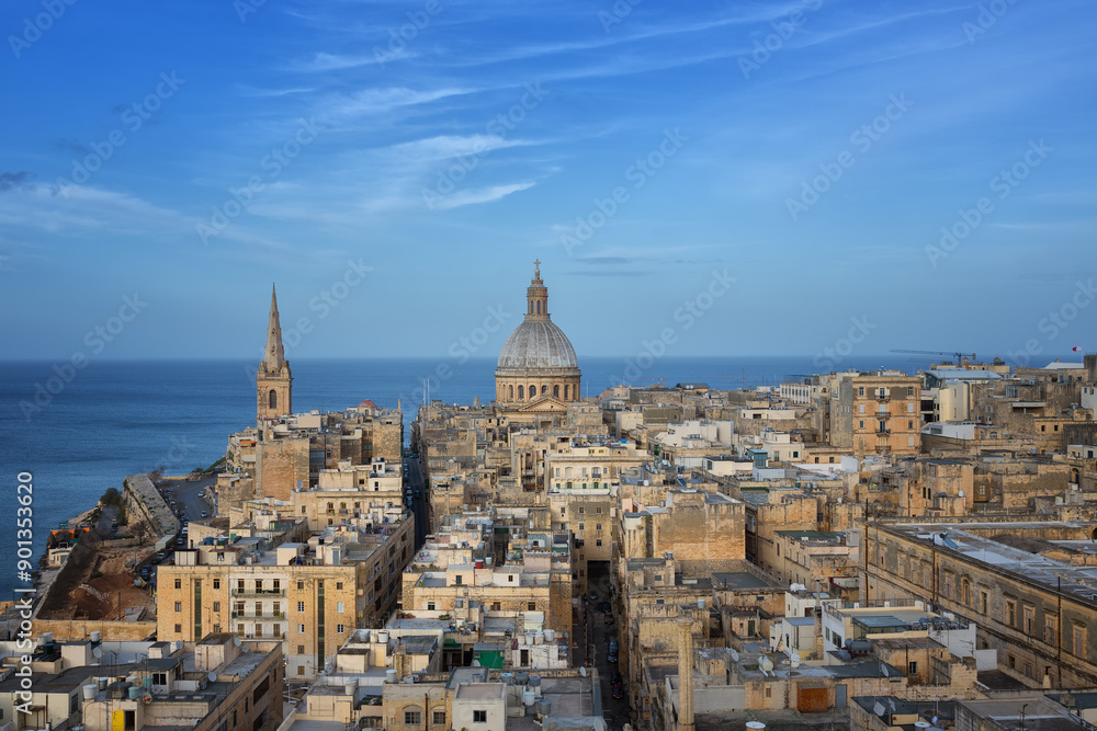 Fototapeta premium Beautiful Cityscape of Valletta on the Island of Malta
