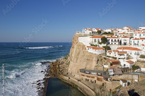 Fototapeta Naklejka Na Ścianę i Meble -  A picturesque coastal village in Azenhas do Mar, Portugal