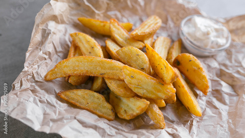 Fotografie Fried potatoes in peasant style