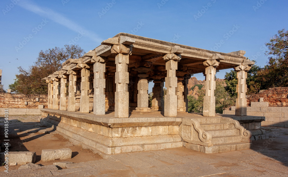 Hampi Shray Varahasuomi Gadi in Hampi. India. Hampi Shray Varahasuomi Gadi in Hampi. India.