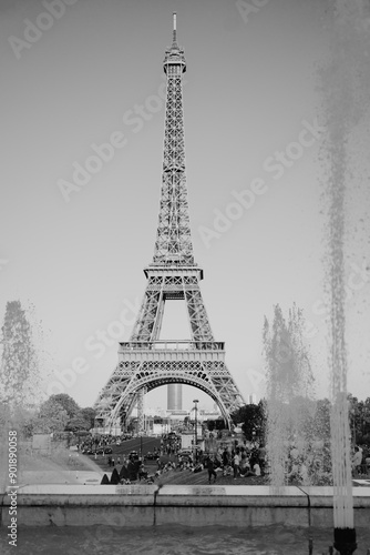 Eiffel Tower Black And White