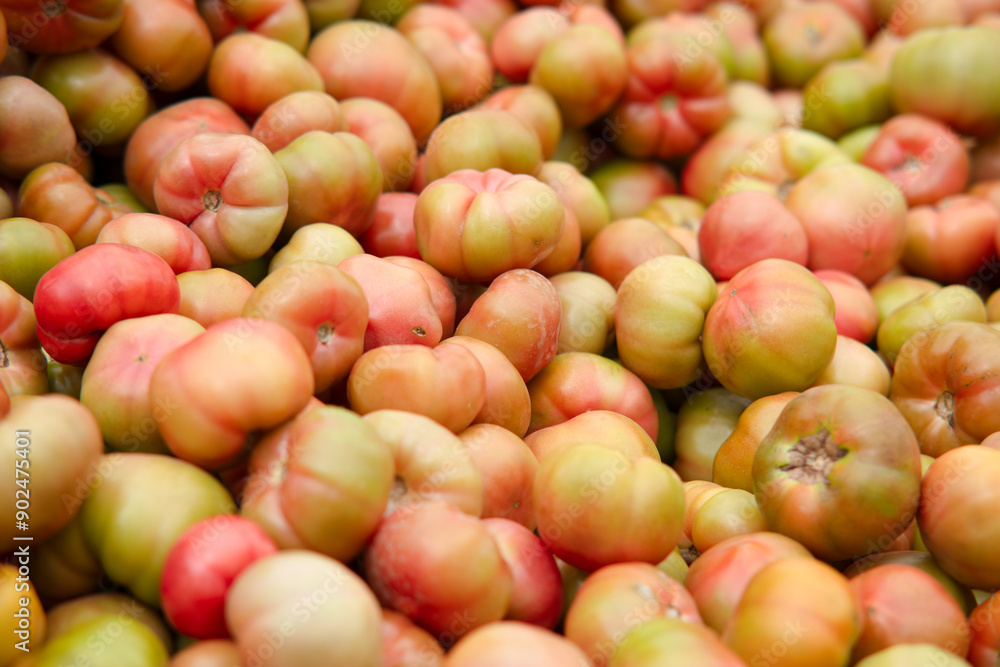 Naturally ripened tomatoes