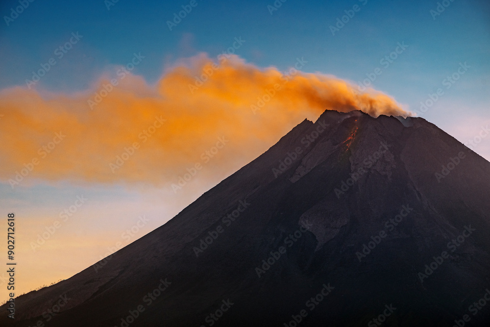 Fototapeta premium eruption Merapi volcano in the sunrise