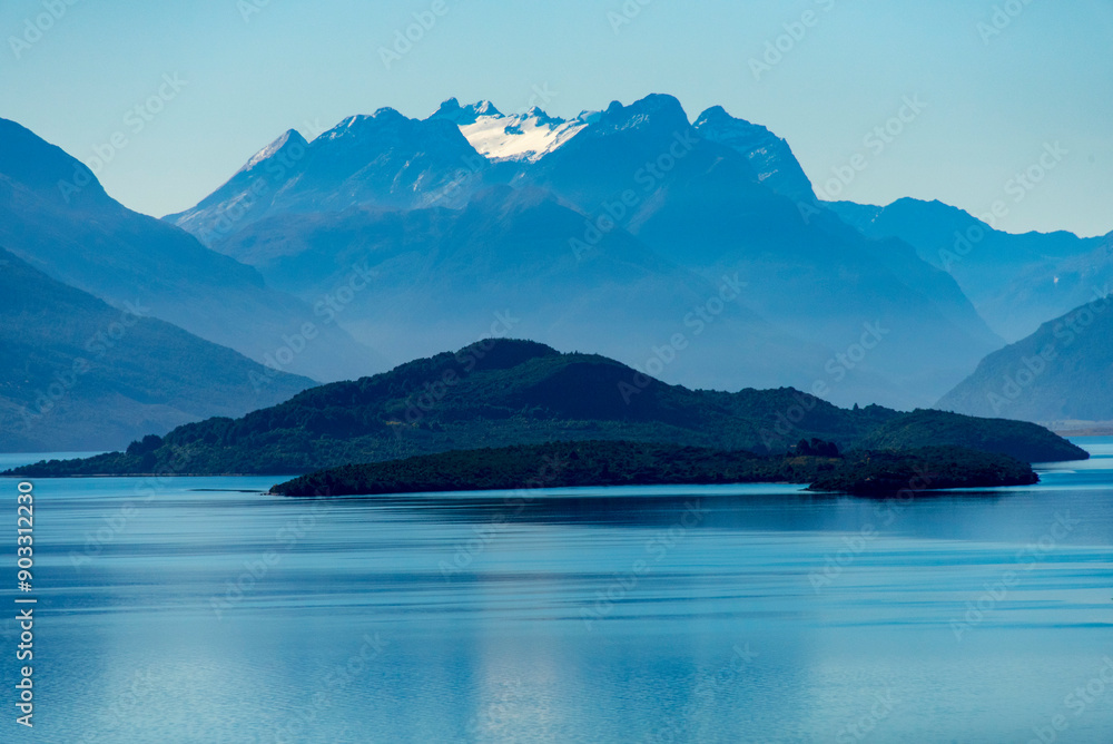 Pigeon and Pig Island on Lake Wakatipu - New Zealand Pigeon and Pig Island on Lake Wakatipu - New Zealand