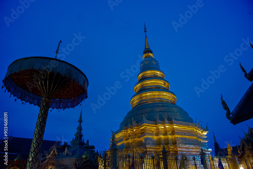 Wat Phra That Doi Suthep night