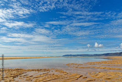 Strand von Raudisandur, Westfjorde, Island photo