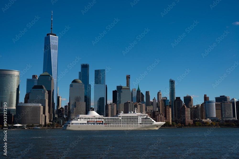 Fototapeta premium The skyline of New York City, United States
