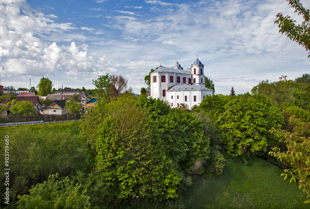 Fototapeta premium Church of the Assumption of the Blessed Virgin Mary (Carmelite Church). View from the Castle Hill. Mstislavl, Belarus