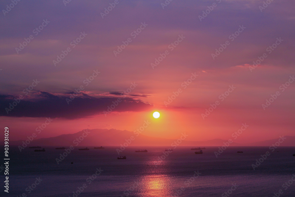 Obraz premium sunset over the sea
