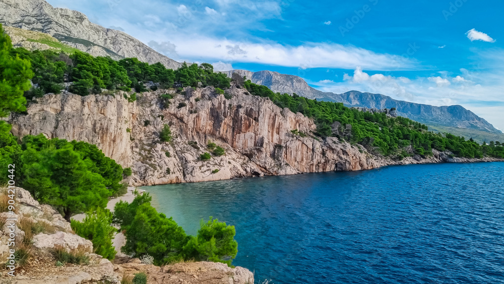 Φωτογραφία Scenic view of idyllic pebble beach Nugal along Makarska Riviera, Split-Dalmatia, Croatia, Europe