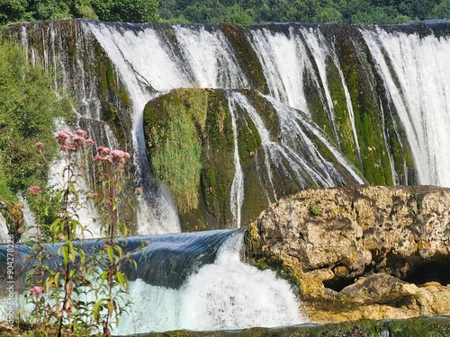 Obraz na płótnie Una Nationalpark Wasserfälle Bosnien w salonie