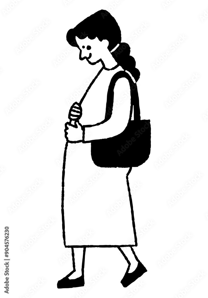 Pregnant woman walking while taking care of her belly_2 Pregnant woman walking while taking care of her belly_2