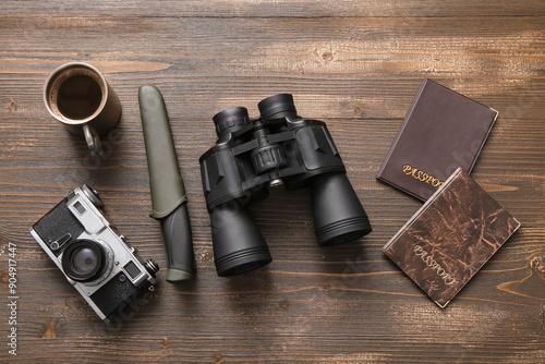 Set of travel items, cup of...