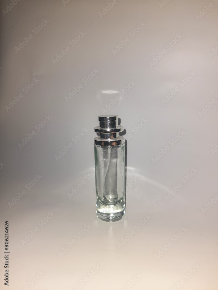 Perfume bottle with light emitting creates a dark and light combination that adds to the luxury of the product Perfume bottle with light emitting creates a dark and light combination that adds to the luxury of the product