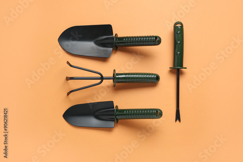 Gardening tools set with ha...