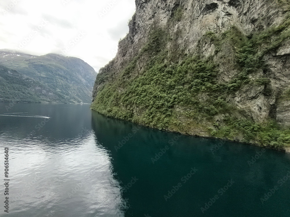 Fiordo de Geiranger, Fiordo Noruego, Cruce Fiordo de Geiranger, Fiordo Noruego, Cruce