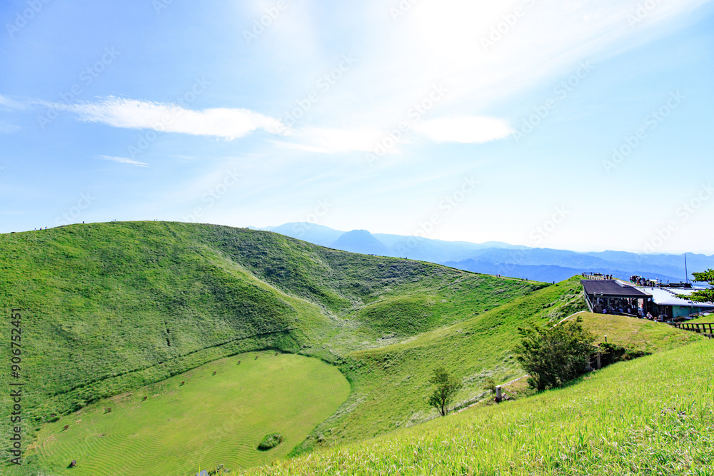 Amazing View of Mt. Omuro's Crater in Izu, Japan Amazing View of Mt. Omuro's Crater in Izu, Japan