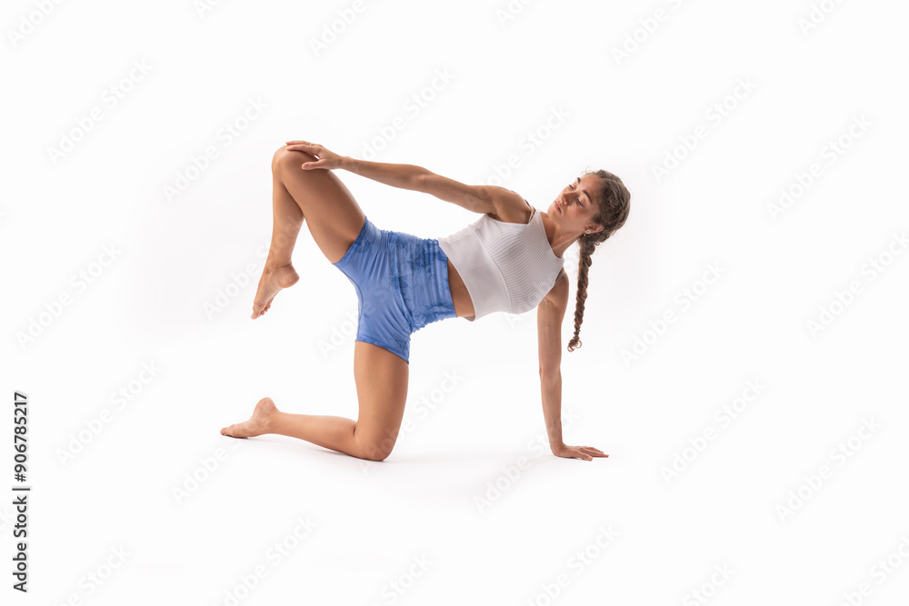 Advanced yoga balance: bird dog pose variation for core and flexibility Advanced yoga balance: bird dog pose variation for core and flexibility