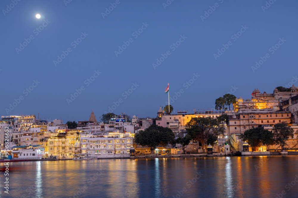 City Palace and Lake Pichola at dusk, Udaipur, Rajasthan, India, South Asia, Asia City Palace and Lake Pichola at dusk, Udaipur, Rajasthan, India, South Asia, Asia