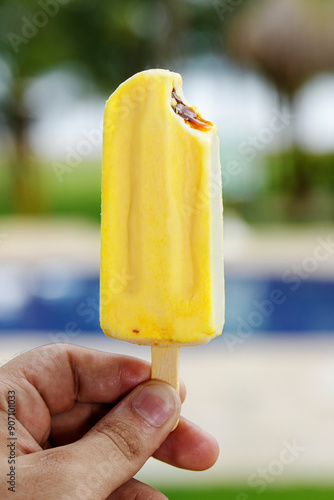 Picole Amarelo