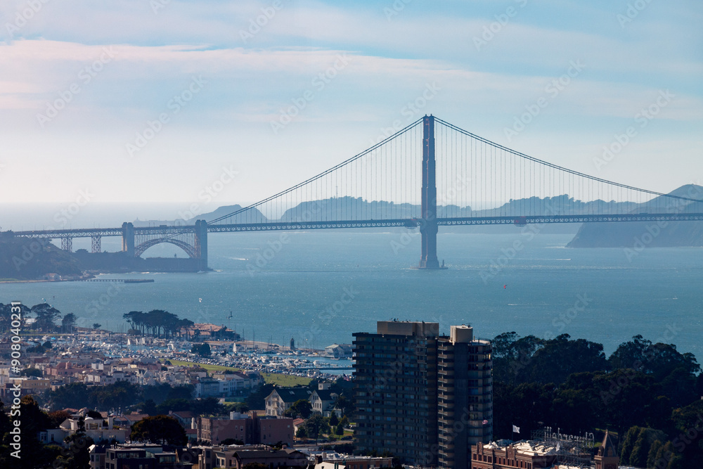 Obraz premium Golden Gate Bridge over San Francisco Bay