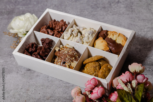 Tableau sur toile customised gift hamper for the festive season