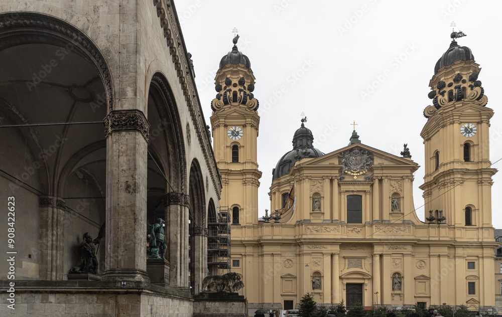 Obraz premium View of The Theatine Church of St. Cajetan and Adelaide (Theatinerkirche St. Kajetan und Adelheid) a Catholic church on Odeonsplatz in Munich. Space for text, Selective focus.