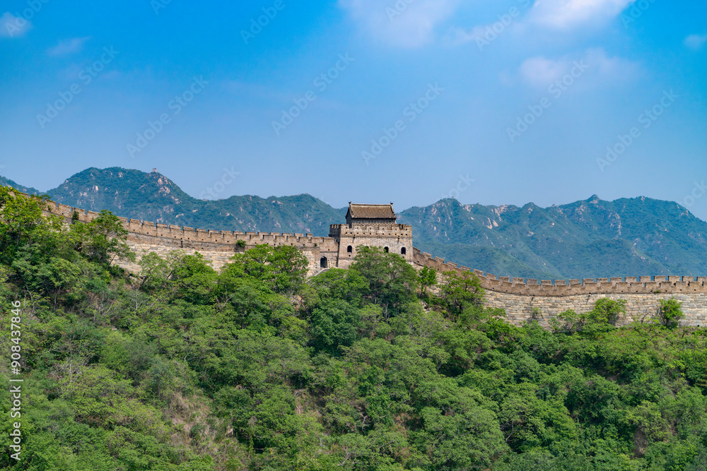 Fototapeta premium old Great Wall on top of mountain