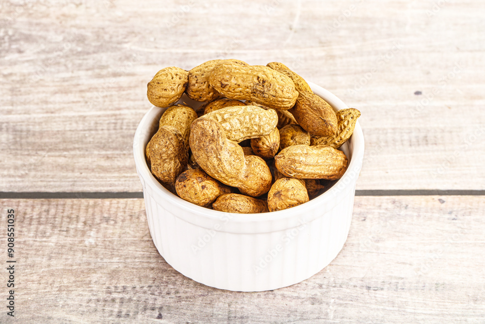 Raw ripe unpeeled peanut heap Raw ripe unpeeled peanut heap
