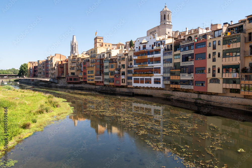 Obraz premium Vues de la ville de Gérone en Catalogne - Espagne