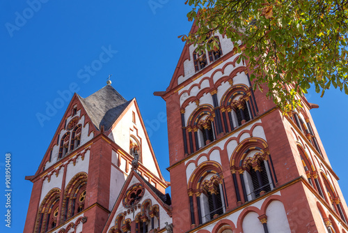Obraz na płótnie Außenansicht des Limburger Doms in der hessischen Stadt Limburg w salonie