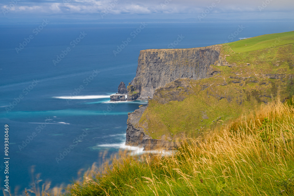 cliffs of moher, ireland cliffs of moher, ireland