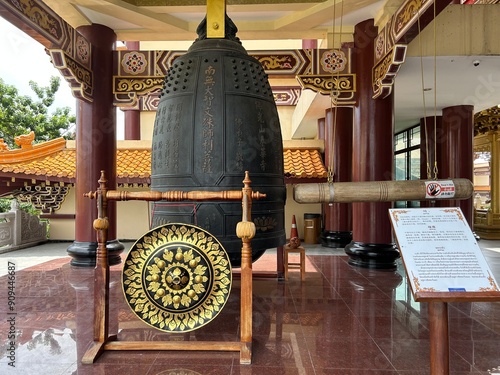 the chinese temple