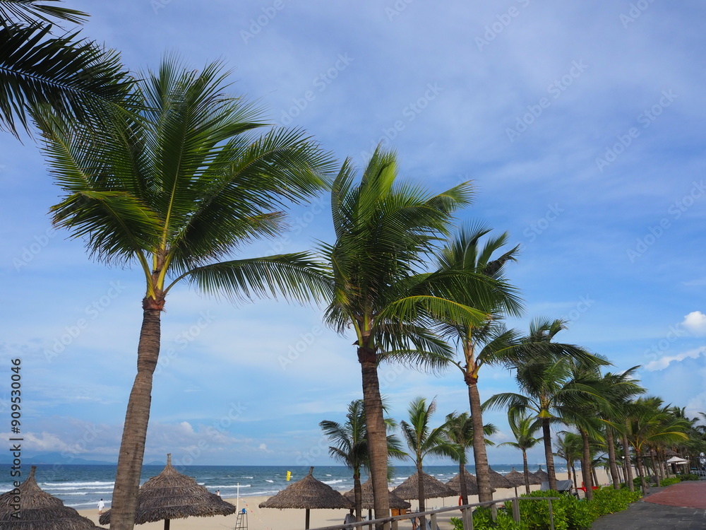 the beautiful Non Nuoc beach in Da nang, Vietnam the beautiful Non Nuoc beach in Da nang, Vietnam