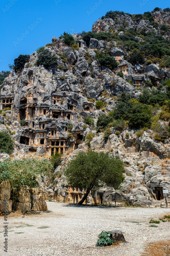 Φωτογραφία The Lycian Tombs of Mira are a unique ancient necropolis located on the outskirt