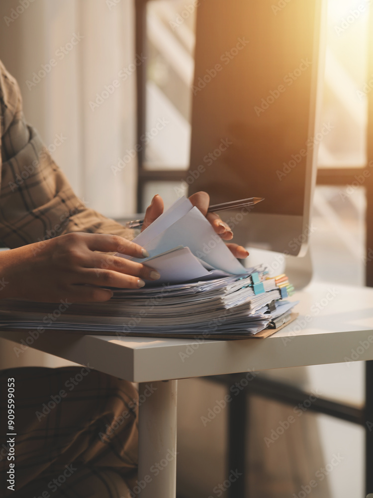 Φωτογραφία Team of business people working together in the meeting room office, teamwork background charts and graphs banner, double exposure successful teamwork,business planning concept