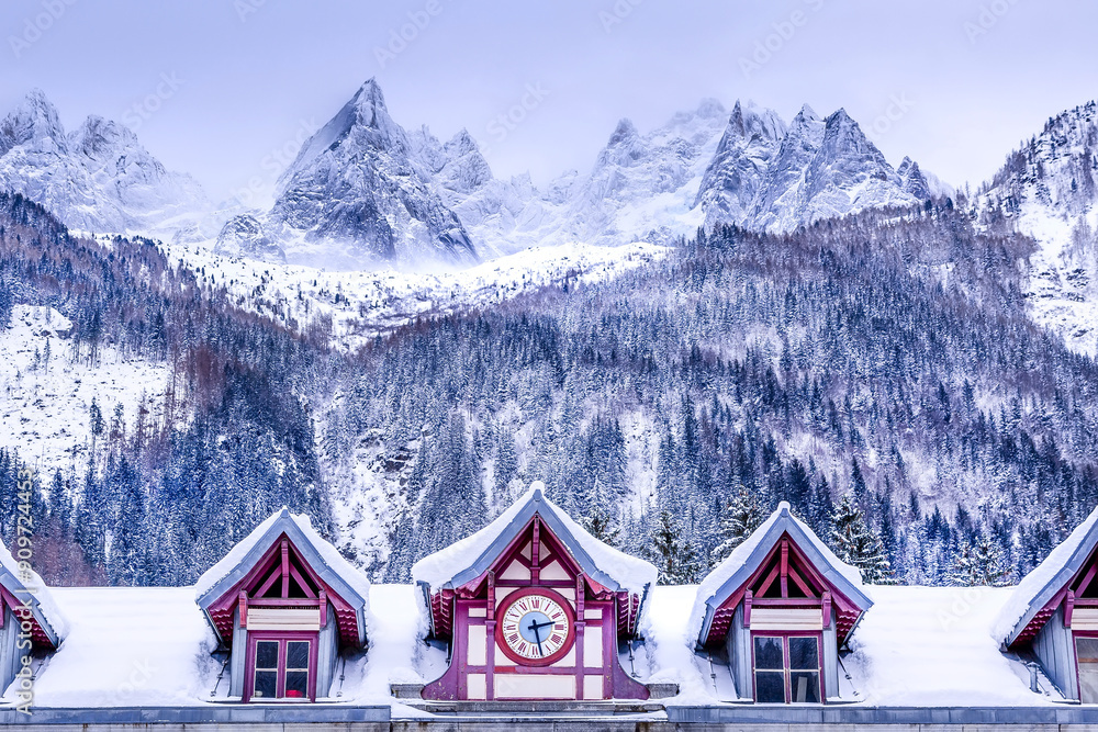 Φωτογραφία Chamonix Mont Blanc, France, facade of train station, French Alps and snow mount
