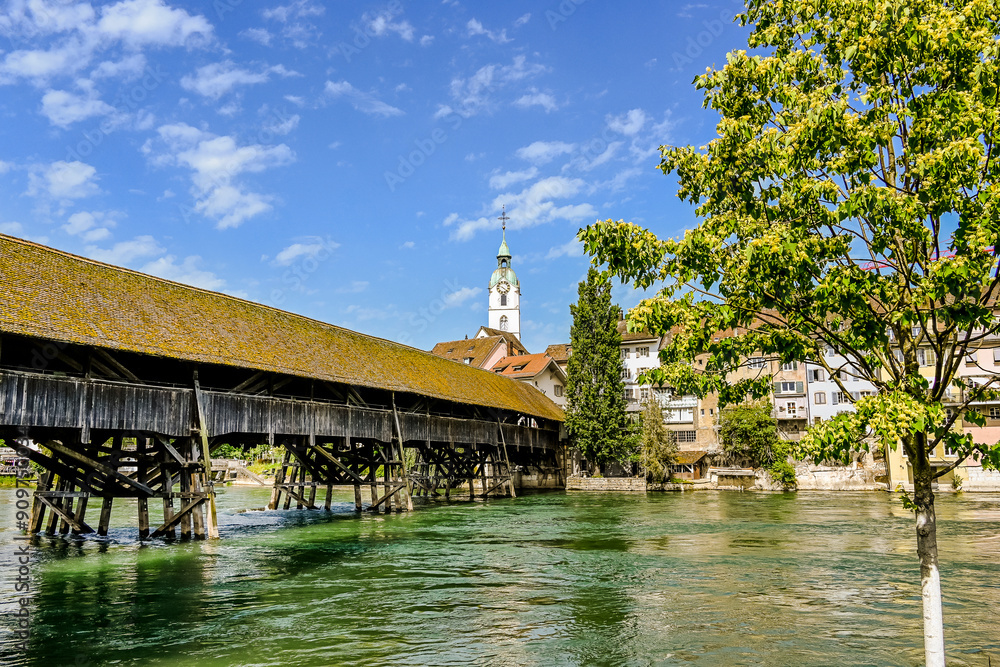 Φωτογραφία Olten, Stadt, Stadtturm, Aare, Fluss, Alte Brücke, Holzbrücke, Altstadt, Aareufe