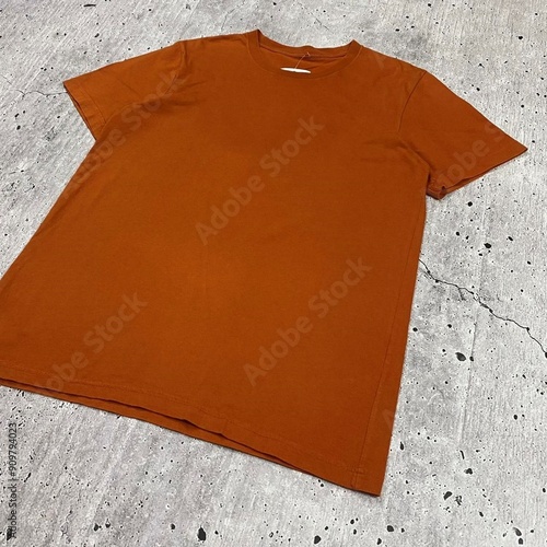 Brown orange t-shirt mockup urbanwear Mock up  photo