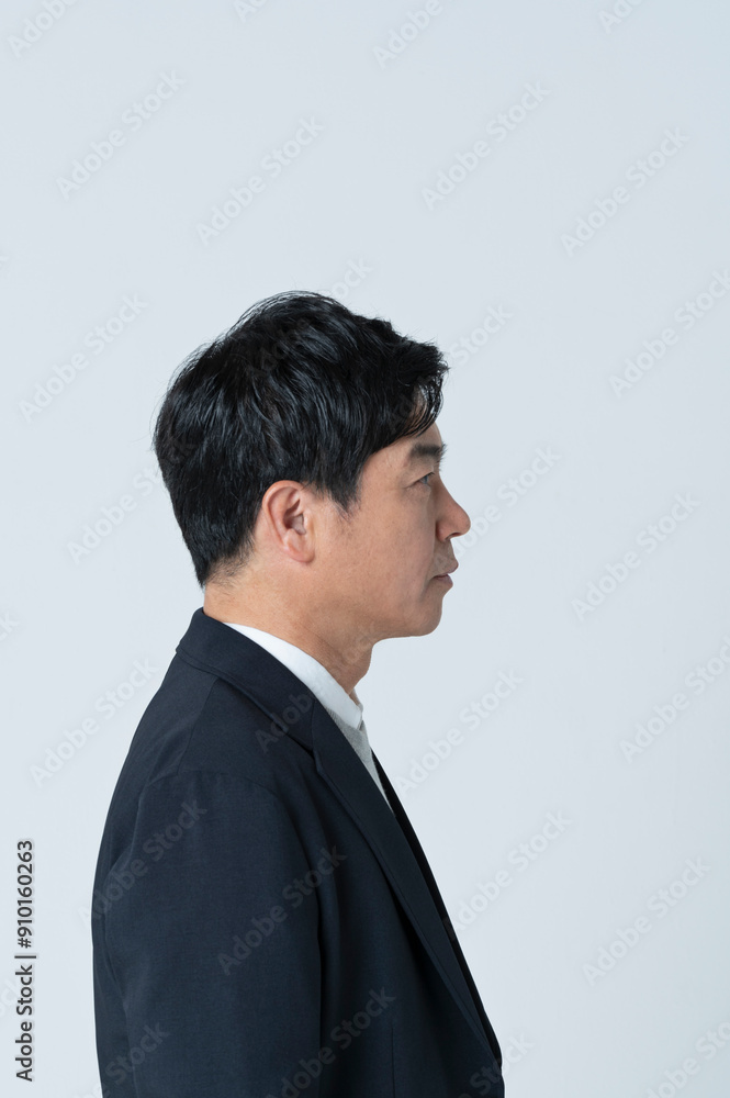 50代男性のポートレート,横顔