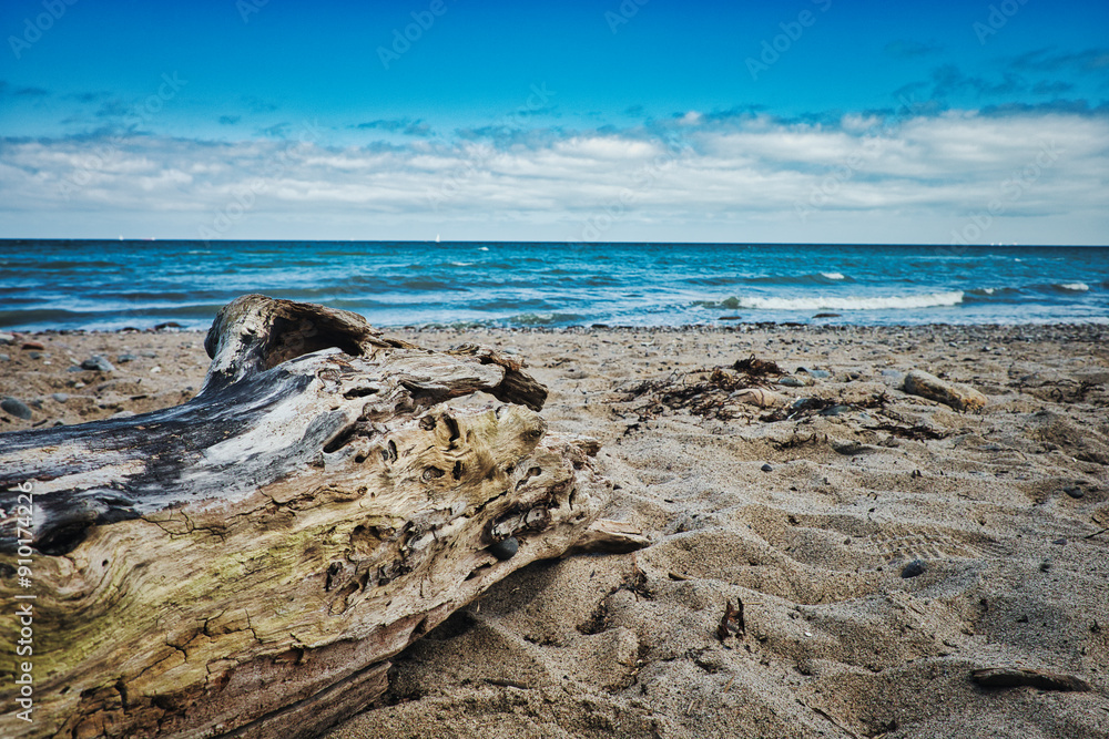 Ostsee - Meer - Warnemünde - Rostock - Seascape - Beach - Sunset - Baltic Sea Vacation Coast - Tourism - Holiday - Background - Sunrise over sea - High quality photo Ostsee - Meer - Warnemünde - Rostock - Seascape - Beach - Sunset - Baltic Sea Vacation Coast - Tourism - Holiday - Background - Sunrise over sea - High quality photo