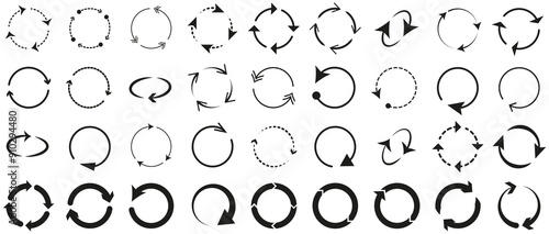 Circular arrows in black. Set of reload, refresh, reset symbols. Circle arrow icons. Simple arrows icons