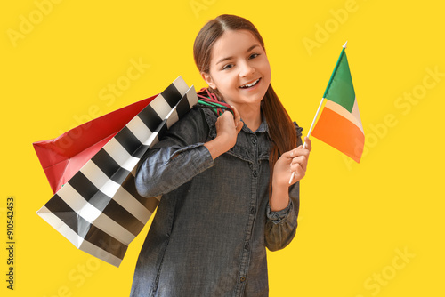 Little girl with flag of It...