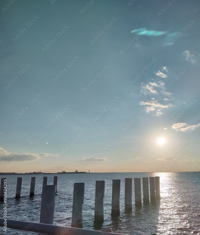 Obraz premium pier at sunset