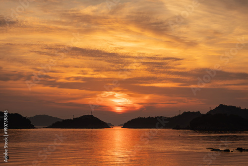 瀬戸内の夜明け