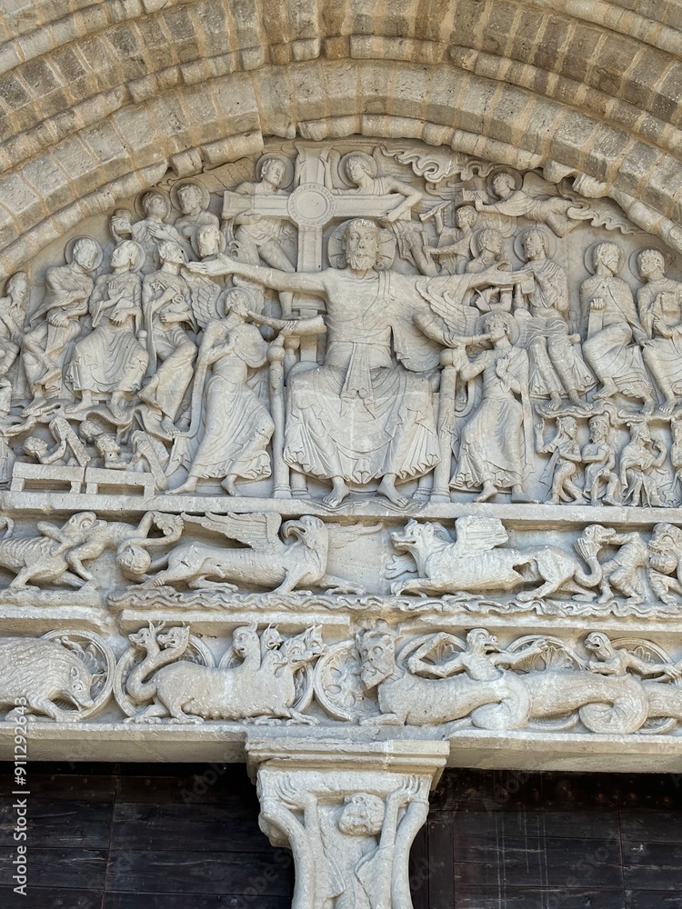 Obraz premium détail de l'Abbaye Saint-Pierre de Beaulieu-sur-Dordogne