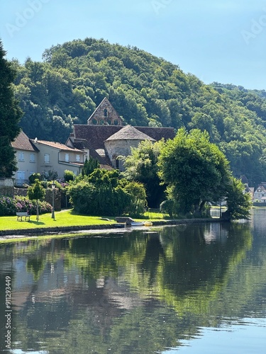 La Dordogne face à beaulieu-sur-dordogne