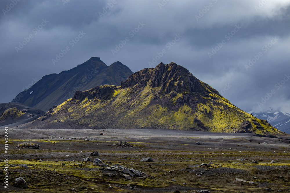 Volcanic Majesty on Laugavegur Trail Volcanic Majesty on Laugavegur Trail