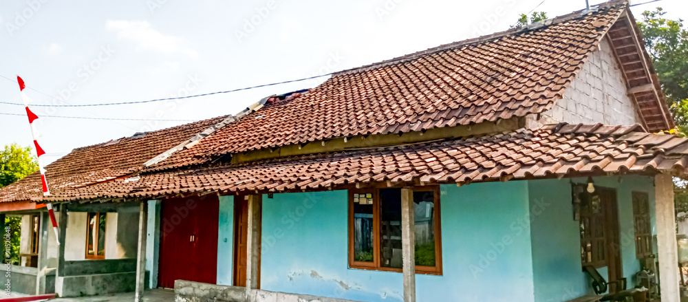 Modern House Building Modern House Building